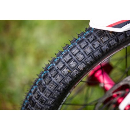 Front tyre for electric trial bike