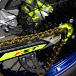 How to maintain and tighten the chain of the trial bike?